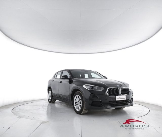 BMW X2 sDrive18d Advantage Auto - foto 2 di 4