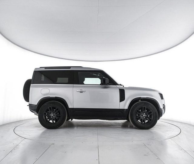 Land Rover Defender 90 3.0d i6 mhev X-Dynamic S awd 250cv auto, del 2021, 92.505 km, in vendita a Corciano (PG)