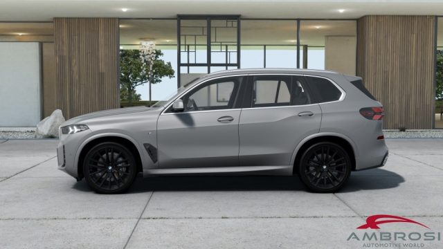 BMW X5 xDrive40i Msport - foto 3 di 4