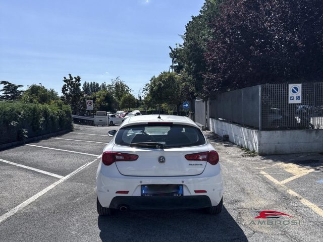 Alfa Romeo Giulietta 1.6 JTDm Giulietta 120cv - PER OPERATORI DEL SETTO - foto 4 di 4