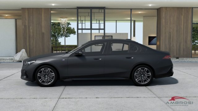 BMW 520 Serie 5 I 48V Msport - foto 3 di 4