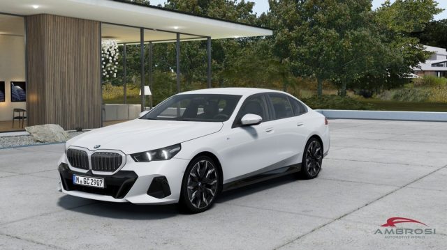 BMW 520 Serie 5 d 48V xDrive Msport nuovo a CORCIANO