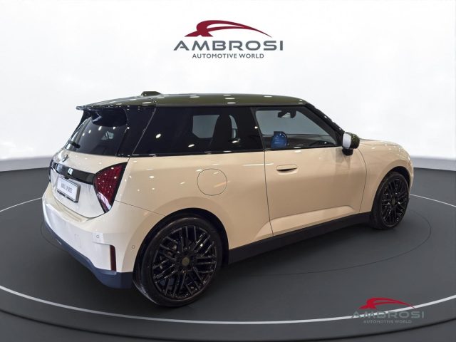 MINI Cooper 3 porte SE Paul Smith Edition - foto 3 di 4