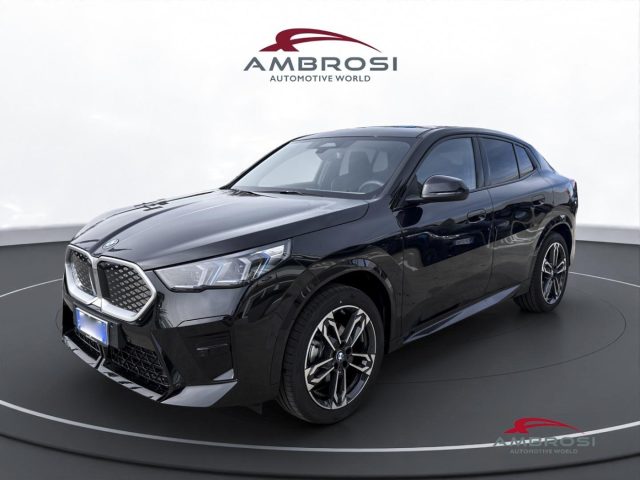 BMW iX2 eDrive20-Special Edition Msport Premium Package nuovo a CORCIANO