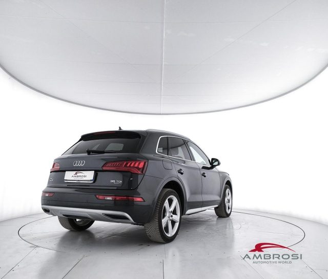 Audi Q5 35 TDI quattro S tronic Sport - foto 3 di 4