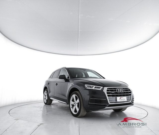 Audi Q5 35 TDI quattro S tronic Sport - foto 2 di 4
