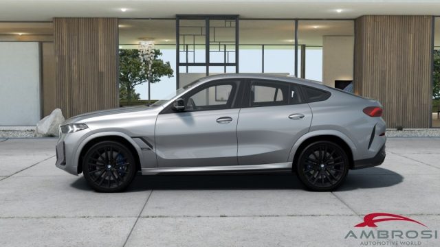 BMW X6 M60i xDrive - foto 3 di 4