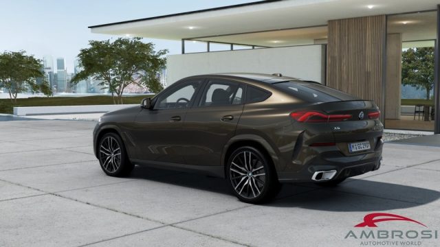 BMW X6 xDrive30d 48V Msport - foto 2 di 13