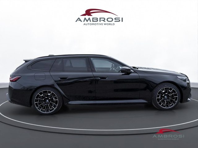 BMW M5 Touring M-Driver's Comfort package nuovo a CORCIANO