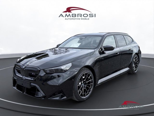 BMW M5 Touring M-Driver's Comfort package nuovo a CORCIANO