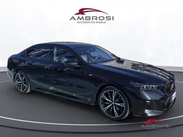 BMW 520 Serie 5 d 48V xdrive MSport Pro auto - foto 2 di 4