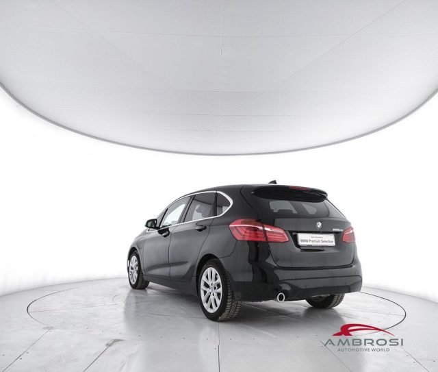 BMW 225 Serie 2 xe iPerformance Business aut. - foto 4 di 4