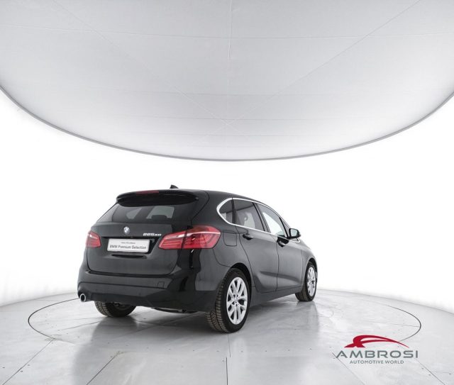 BMW 225 Serie 2 xe iPerformance Business aut. - foto 3 di 4