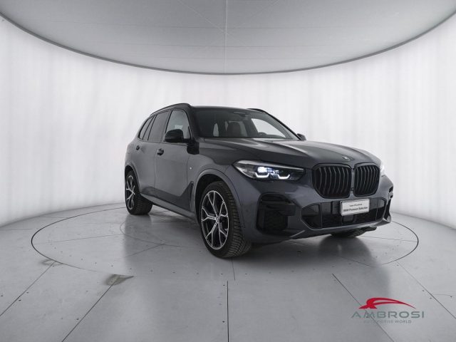 BMW X5 xDrive30d 48V Msport - foto 2 di 4