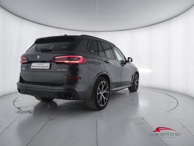 BMW X5 xDrive30d 48V Msport - foto 3 di 4