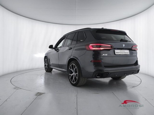 BMW X5 xDrive30d 48V Msport - foto 4 di 4