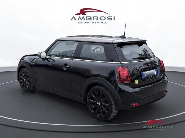 MINI Cooper SE 3 porte Essential - foto 4 di 15