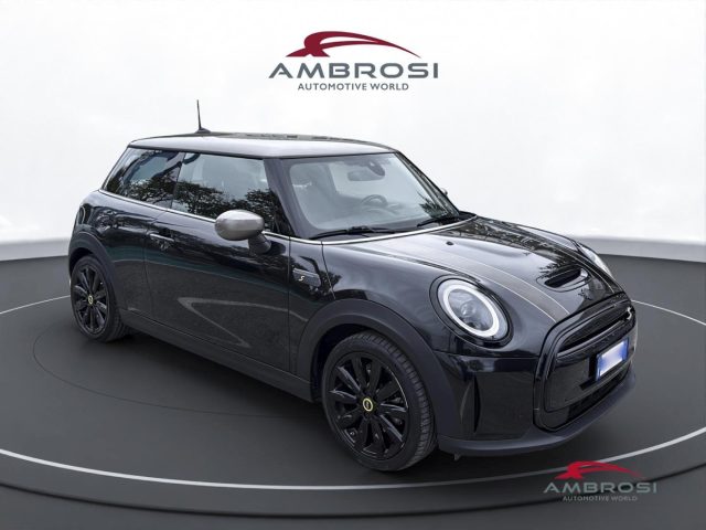 MINI Cooper SE 3 porte Essential - foto 2 di 15