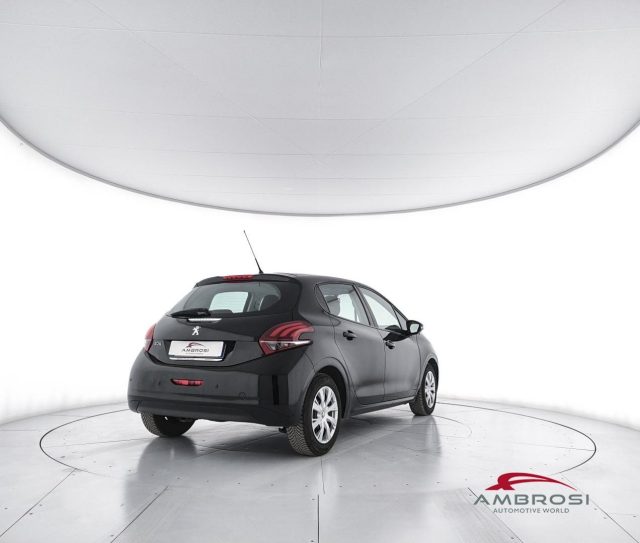 Peugeot 208 BlueHDi 100 Stop&Start 5 porte Active - foto 3 di 4