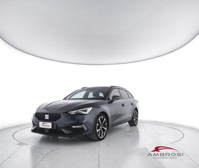 SEAT Leon Sportstourer 2.0 TDI FR usato a CORCIANO