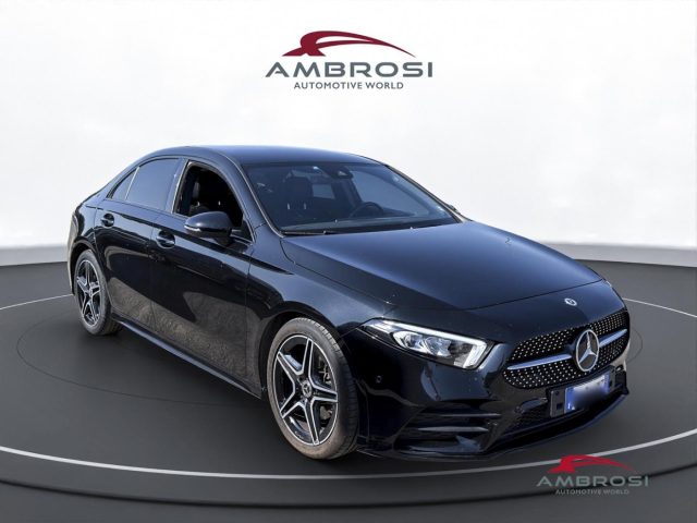 Mercedes-Benz A 200 200 d Automatic Premium - foto 2 di 4
