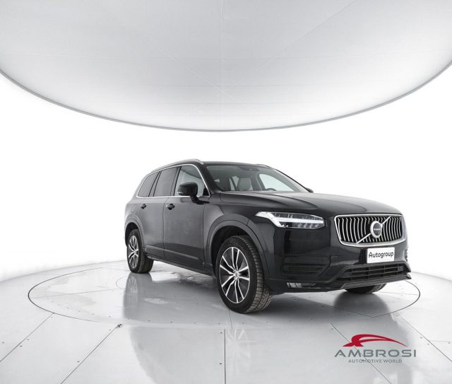Volvo XC90 B5 AWD Geartronic Momentum - MOTORE ROTTO - PER OP - foto 2 di 4