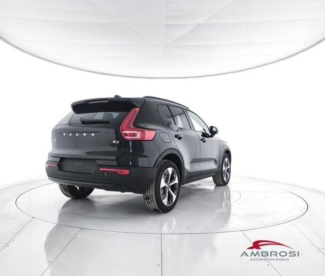 Volvo XC40 B3 Mild hybrid Benzina Plus Dark - foto 3 di 4