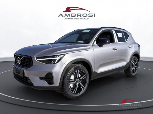 Volvo XC40 B3 Mild hybrid Benzina Plus Dark, del 2026, in vendita a Corciano (PG)