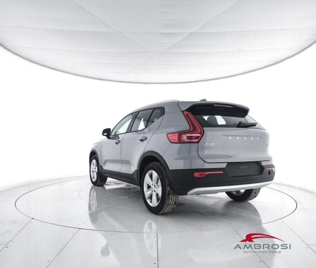Volvo XC40 B3 Mild hybrid Benzina Core - foto 4 di 4