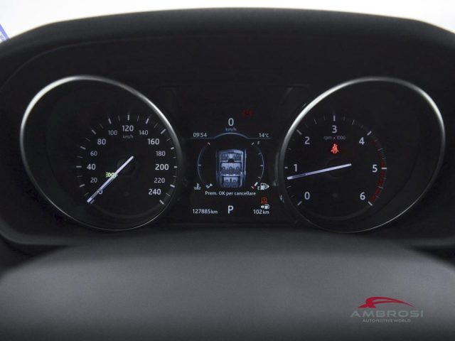 Land Rover Discovery 2.0 SD4 240 CV SE 7posti usato a CORCIANO