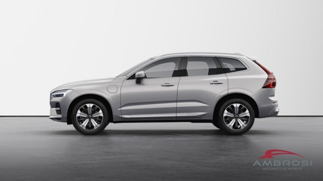 Volvo XC60 T6 AWD Plug-in hybrid Elettrica/Benzina Core Brigh - foto 2 di 4