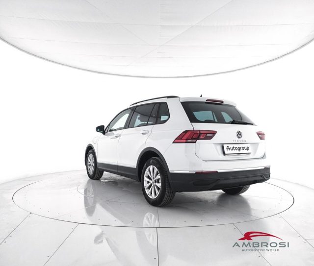 Volkswagen Tiguan 1.4 TSI eHYBRID DSG Life usato a CORCIANO