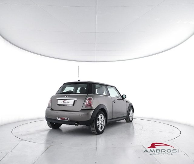 MINI One 1.6 16V One (72kW) - foto 3 di 4