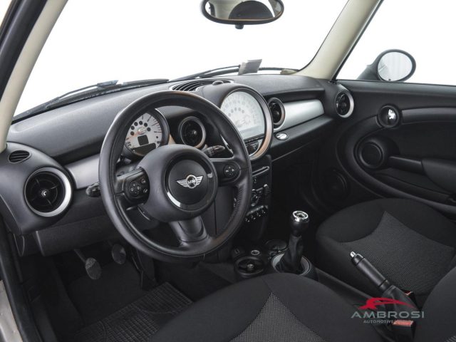 MINI One 1.6 16V One (72kW) usato a CORCIANO