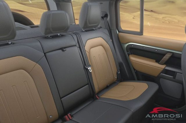 Land Rover Defender 110 2.0 Si4 PHEV 404 CV AWD Auto X nuovo a CORCIANO