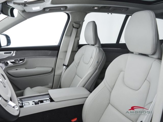 Volvo XC90 T8 AWD Plug-in hybrid Elettrica/Benzina Ultra Brig nuovo a CORCIANO