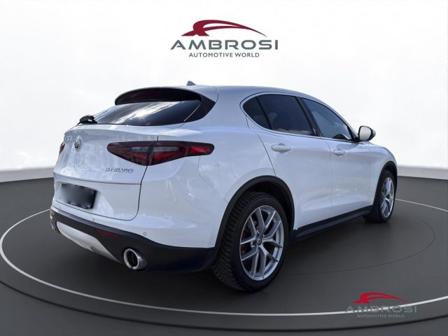 Alfa Romeo Stelvio Stelvio 2.2 Turbodiesel 210 CV AT8 Q4 Executive - foto 4 di 4