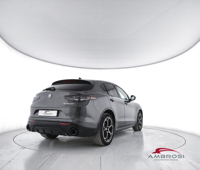 Alfa Romeo Stelvio 2.2 t Veloce Q4 210cv auto - foto 3 di 4