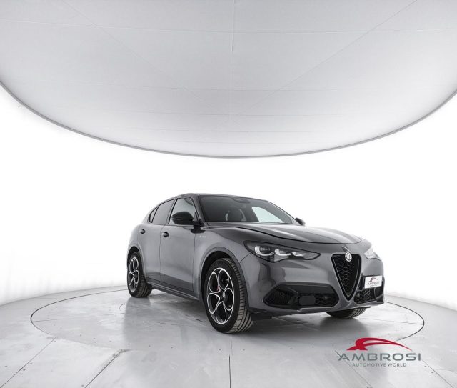 Alfa Romeo Stelvio 2.2 t Veloce Q4 210cv auto - foto 2 di 4