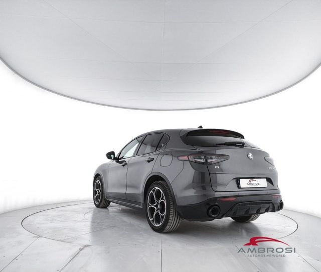 Alfa Romeo Stelvio 2.2 t Veloce Q4 210cv auto - foto 4 di 4