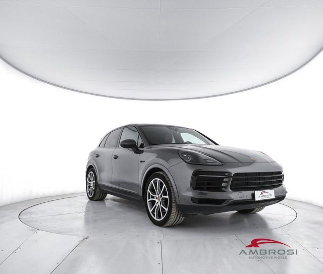 Porsche Cayenne 3.0 e-hybrid S 5p.ti tiptronic - foto 2 di 4