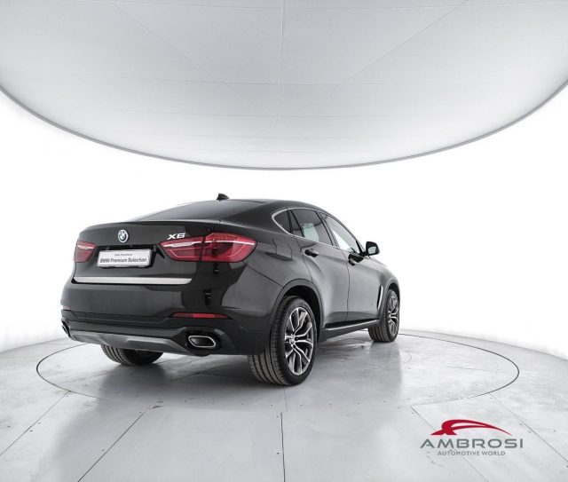 BMW X6 xDrive40d Extravagance - foto 3 di 4