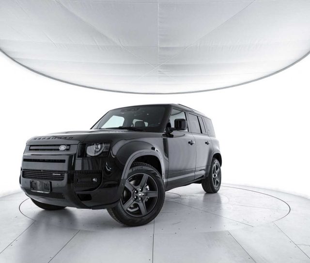 Land Rover Defender 110 2.0 Si4 PHEV 404 CV AWD Auto XS Edition nuovo a CORCIANO