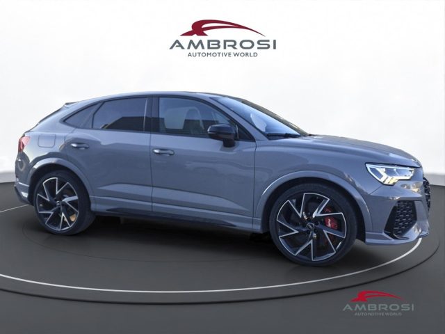 Audi RS Q3 2.5 quattro s-tronic - foto 2 di 4