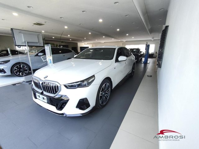 BMW 520 Serie 5 d Berlina Msport Travel package usato a CORCIANO