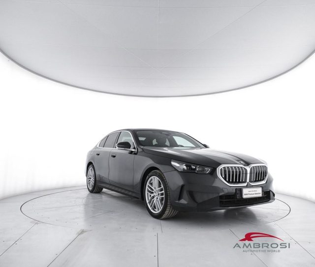BMW 520 Serie 5 d Travel Package - foto 2 di 4