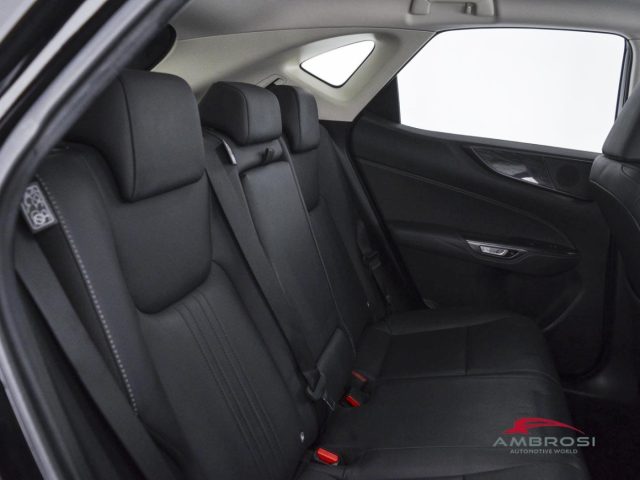 Lexus NX 350h 350h 2.5 Luxury 4wd e-cvt usato a CORCIANO