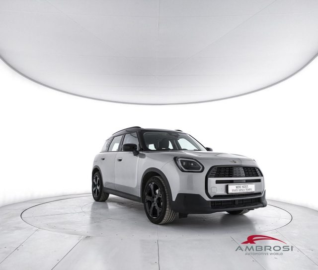 MINI Countryman Cooper 2.0 48V Classic auto 163CV - foto 2 di 4