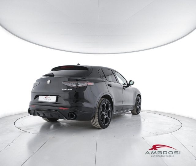 Alfa Romeo Stelvio 2.2 t Veloce Q4 210cv auto - foto 3 di 4