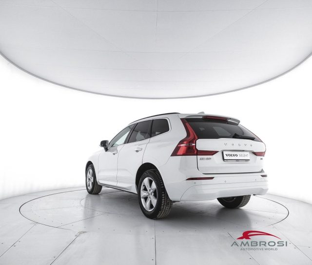 Volvo XC60 B4 Geartronic Momentum Auto - foto 4 di 4